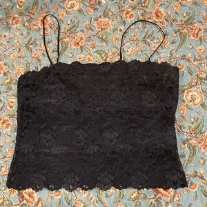 Natori Black Lace Fitted Crop Camisole with Spaghetti Straps